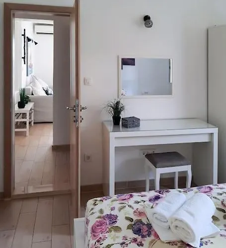 Walk To The From A Cool And Modern 아파트